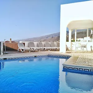  Villa Beautiful - 4 Bedrooms, Heated Pool, Fibre Net, 2 Priv Car Park Places, Tv Channels Spain